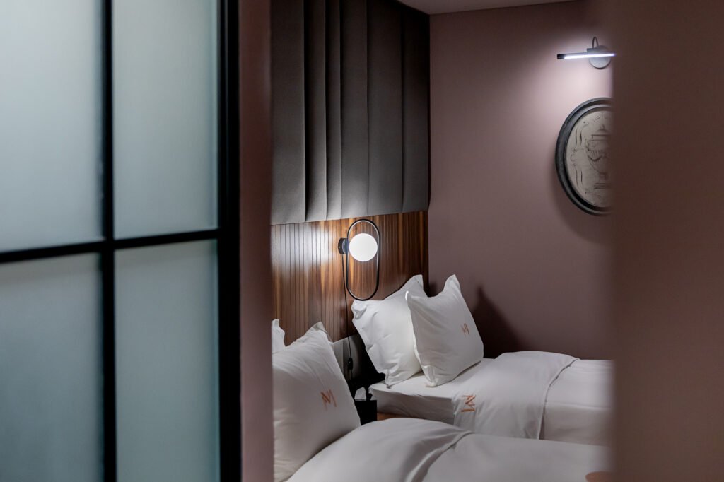 mert boutique hotel ne korce