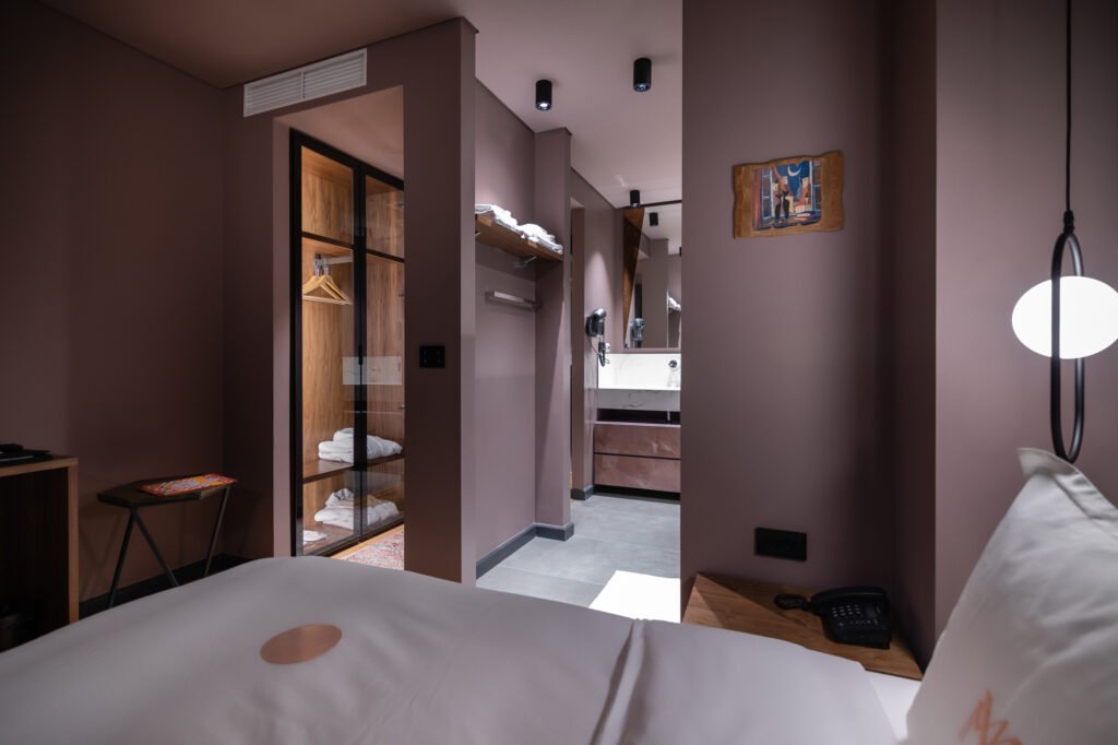 mert boutique hotel ne korce